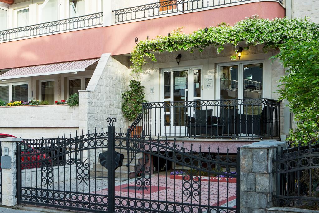 Apartments Ivona Budva Buitenkant foto